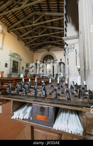 VOLTERRA, Toskana - 21. Mai 2017 - Kirche des Heiligen Franziskus, die Franziskaner Hauptkirche des Territoriums von Volterra Stockfoto