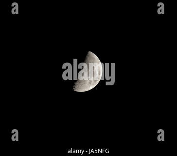 Mond am 18. April 2013, nördliche Hemisphäre im ersten Quartal Stockfoto