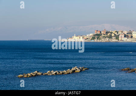 Genua, Firmament, Himmel, Salzwasser, Meer, Ozean, Wasser, Farben, Farben, Italien, Stockfoto