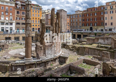 Alte Ruinen am Largo di Torre Argentina archäologische Zone - Rom, Italien Stockfoto