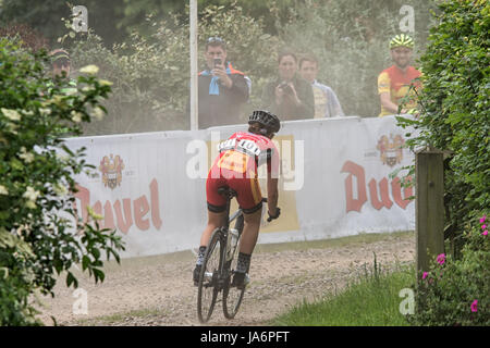 Melton Mowbray 4. Juni 2017: Frauen CiCLE Classic. Straße 105 km (65-Meile) der gemischten Straßen während dieser eintägigen internationalen Rennen ein fantastisches Spektakel einer Veranstaltung für Frauen Rennen. Start und Ziel in Melton Mowbray Stadtzentrum entfernt. Einzigartige Rennen innerhalb der britischen Radsports. Bildnachweis: Clifford Norton/Alamy Live-Nachrichten Stockfoto