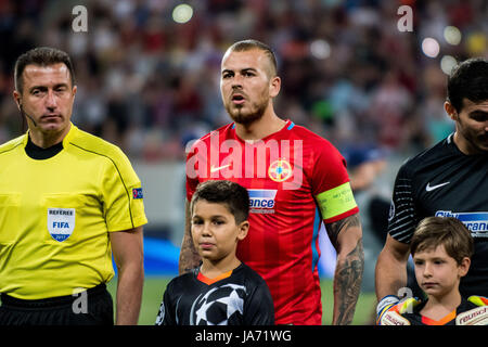 Bukarest, Rumänien. 23 Aug, 2017. 23. August 2017: Denis Alibec #7 Der FCSB Bukarest während der UEFA Champions League 2017-2018, Play-Offs 2. Bein Spiel zwischen FCSB Bukarest (ROU) und Sporting Clube de Portugal Lissabon (POR) auf nationaler Arena, Bukarest, Rumänien ROU. Foto: Cronos/Catalin Soare Credit: Cronos/Alamy leben Nachrichten Stockfoto