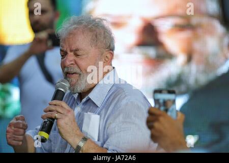 Maceio, Brasilien. 23 Aug, 2017. Luiz Inacio Lula da Silva ist der ehemalige Präsident von Brasilien in Bewegung Lula in Brasilien, an der Fênix Club in Maceió, am Mittwoch, 23. Credit: Brasilien Foto Presse/Alamy leben Nachrichten Stockfoto