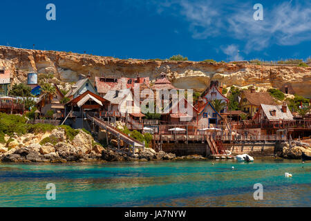 Berühmten Popeye Village at Anchor Bay, Malta Stockfoto