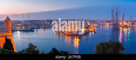 Grand Harbor und Senglea von Valletta, Malta Stockfoto