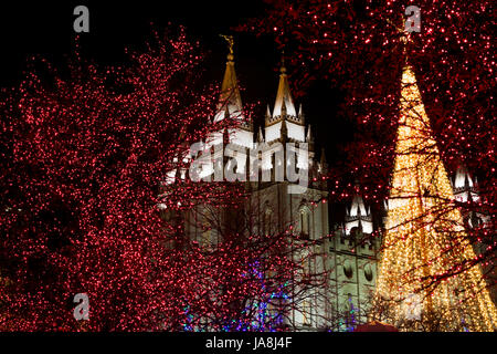 Weihnachtsbeleuchtung am Tempelplatz Stockfoto