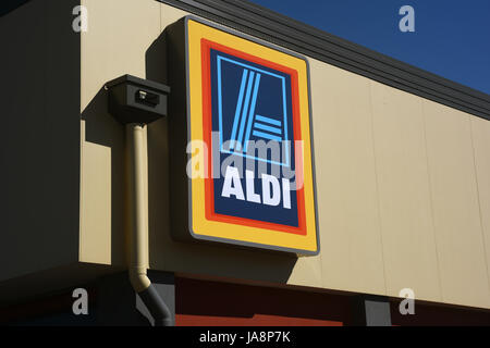 Clontarf, Redcliffe, Australien: Schilder an Aldi Supermarkt Stockfoto