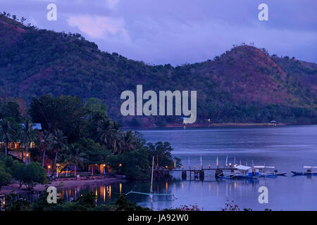 Blick auf die Bucht in der Stadt von Coron in Insel Busuanga in die Calamian Inseln im nördlichen Palawan auf den Philippinen Stockfoto