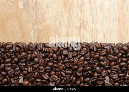 Medium geröstete Kaffeebohnen Stockfoto