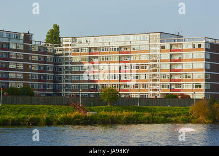 Appartementhaus am Fluss Trent, Nottingham, Nottinghamshire, East Midlands, England Stockfoto