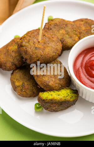 Hara Bhara Kabab oder grüne Erbsen Pakode, beliebte indische Vorspeise Menü oder snacks Stockfoto