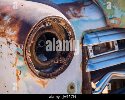 Altes Auto Wrack links in Solitaire auf der Namib-Wüste, Namibia. Stockfoto