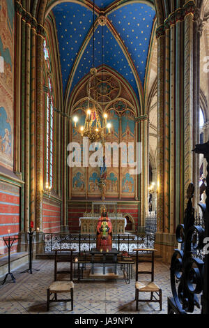 Frankreich, Haute Vienne, Limoges, Saint Etienne Kathedrale, in der Kapelle der Jungfrau, Notre Dame de la Pleine lumiere, zeitgenössischen verglaste Skulptur Stockfoto