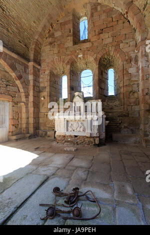 Frankreich, Haute Vienne, Oradour-sur-Glane, Ruinen des ursprünglichen Dorf bleiben wie ein Denkmal, das in der Kirche Stockfoto