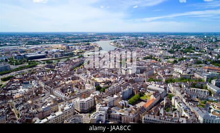 Luftaufnahme von Nantes Stadtzentrum in Loire Atlantique, Frankreich Stockfoto
