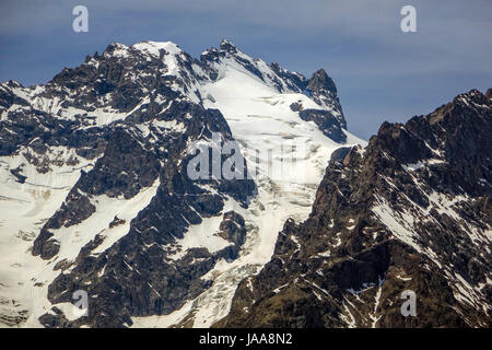 Gletscher und Gipfel von Col de Lautaret Lauteret und Ecrin Bergen, Französische Alpen Stockfoto