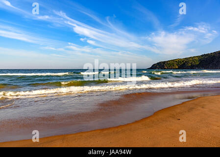 Das Meer und die Landschaft der Tucuns Strand in Buzios, Rio De Janeiro Stockfoto