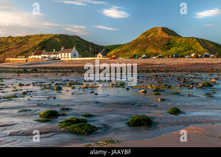 Katze Nab und Ship Inn, Saltburn Stockfoto