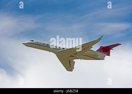 Golfstrom im Besitz von Mohammed Al Fayed am Inverness Dalcross Flughafen in den schottischen Highlands UK. Stockfoto