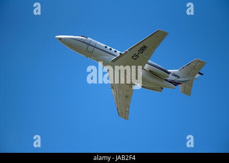 Hawker Beechcraft 125-800XPI Inverness Dalcross Abflughafen in den schottischen Highlands. Stockfoto