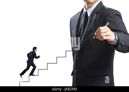 Business-Mann beginnen zu laufen und Klettern bis Erfolg Treppe Figur gezeichnet von einem Geschäftsmann Stockfoto