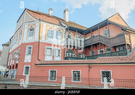 SIBIU, Rumänien - 10. August 2016: Das Haus Luxemburg (Casa Luxemburg) Stockfoto