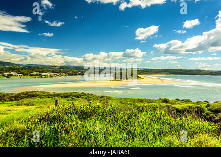 Ansichten der Minnamurra River Eingang, Punkt und Stack-Insel Stockfoto