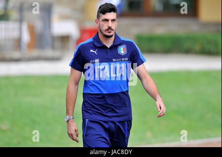 Florenz, Italien. 5. Juni 2017. Italiens Spieler Simone Scuffet während des Trainings im Coverciano Training Center. Die italienische Nationalmannschaft in einem Freundschaftsspiel die Nationalmannschaft von Uruguay in Nizza am 7. Juni 2017 und Liechtenstein in Udine am 11. Juni 2017, Spiel gültig für FIFA World Cup Russland 2018 Qualifikation Europa Gruppe G. Credit triffst: Giacomo Morini/Pacific Press/Alamy Live News Stockfoto