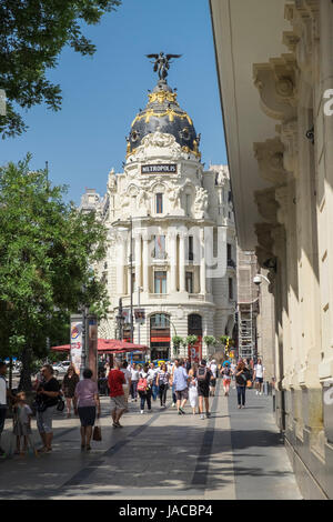 Der französische Beaux-Arts Baustil der Metropole Gebäude (Edificio Metrópolis), Calle de Alcalá, 42, Madrid, Spanien. Stockfoto