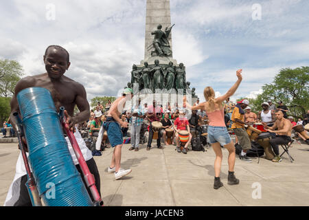 Montreal, 4. Juni 2017: Montreals Tam Tam Festival, jeden Sonntag auf Mont-Royal Stockfoto