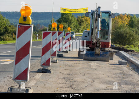 Aufgereihte Absperrbaken Zur Markets Einer Tenebra Stockfoto