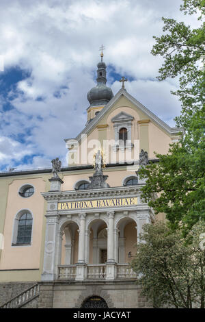 Kirche Mariä Himmelfahrt in Deggendorf im Bayerischen Wald Deutschland Stockfoto