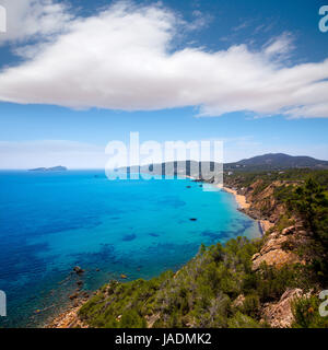 Ibiza Aigues Lehrschule Aguas Blancas Beach in Santa Eulalia Balearen Spanien Stockfoto