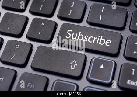 Abonnieren Nachricht auf Tastatur geben Sie Schlüssel, konzeptionelle Nutzung. Stockfoto