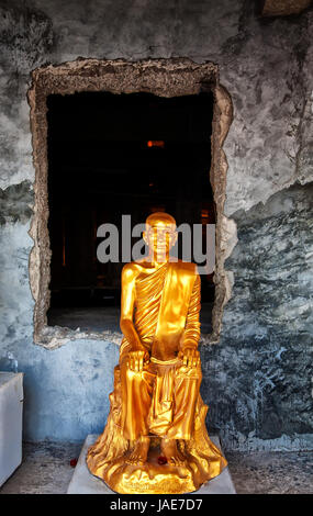 Statue der Mönch an der Big Buddha Denkmal, Insel Phuket, Thailand. Stockfoto