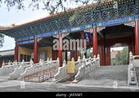 Beijin, Beijin, China. 6. Juni 2017. Die alten Imperial College und Konfuzius-Tempel in Peking. Die Peking-Guozijian Guozijian (Chengxian) Straße in Peking, China, war das imperial College (Guozijian) während der Yuan, Ming und Qing-Dynastien und die letzten Guozijian aus China. Der Großteil der Beijing Guozijian Gebäude wurden während der Ming-Dynastie gebaut und es bleibt ein wichtiges Weltkulturerbe in China. Bildnachweis: SIPA Asien/ZUMA Draht/Alamy Live-Nachrichten Stockfoto