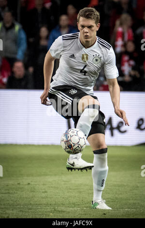 Brondby, Dänemark. 6. Juni 2017. Matthias Ginter (4) Deutschlands während der Fußball-freundliche zwischen Dänemark und Deutschland in Brondby Stadion gesehen. Bildnachweis: Gonzales Foto/Alamy Live-Nachrichten Stockfoto