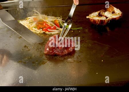 Schnell gebratene japanische Meeresfrüchte. Stockfoto