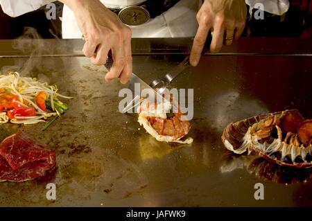 Schnell gebratene japanische Meeresfrüchte. Stockfoto