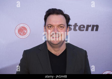 Prominente, die Teilnahme an der Henry-Nannen-Preis 2017 im Curio Haus, Hamburg Featuring: Charly Hübner wo: Hamburg, Deutschland bei: Kredit-27. April 2017: Schultz-Coulon/WENN.com Stockfoto