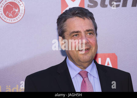 Prominente, die Teilnahme an der Henry-Nannen-Preis 2017 im Curio Haus, Hamburg Featuring: Sigmar Gabriel Where: Hamburg, Deutschland bei: Kredit-27. April 2017: Schultz-Coulon/WENN.com Stockfoto