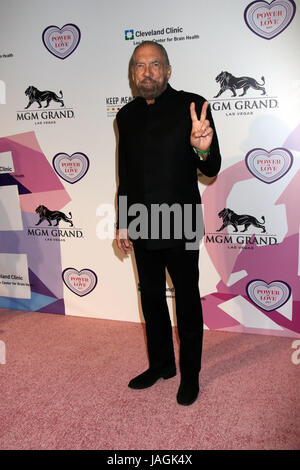 John Paul DeJoria Teilnahme an Keep Memory Alive 21. jährlichen "Power of Love Gala"-nutzen für die Cleveland Klinik Lou Ruvo Center für die Gesundheit des Gehirns, Ehren Perelman, gehalten in der MGM Grand Garden Arena in Las Vegas, Nevada.  Mit: John Paul DeJoria wo: Las Vegas, Nevada, Vereinigte Staaten, wann: 27. April 2017 Kredit: DJDM/WENN.com Stockfoto