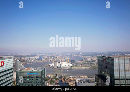 Blick nach East London vom One Canada Square, Canary Wharf, London Uk Stockfoto