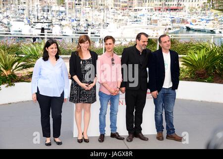 Fototermin des Films "Jupiters Mond" Team des Films: Viktoria Petranyi, Merab Ninidze 70. Cannes Film Festival 19. Mai 2017 Kata Weber, Zsombor Jeger, Kornel Mundruczo Foto Jacky Godard Stockfoto