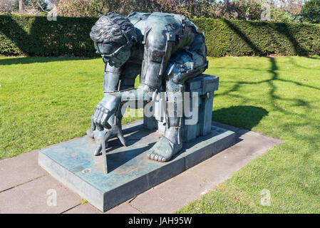 Meister des Universums-Skulptur von Eduardo Paolozzi, Scottish National Gallery of Modern Art, Edinburgh, Schottland Stockfoto