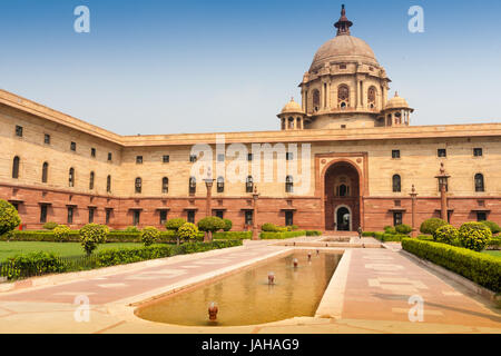 Ministerien in der Nähe von Rashtrapati Bhavan, die offizielle Homepage der Präsident von Indien, befindet sich am westlichen Ende der Rajpath in Neu-Delhi, Indien. Stockfoto