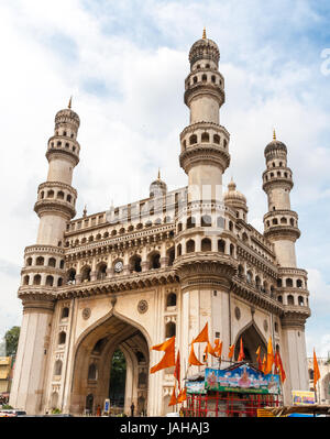 Der Charminar, erbaut im Jahre 1591, ist ein Denkmal und Moschee befindet sich in Hyderabad, Telangana, Indien Stockfoto