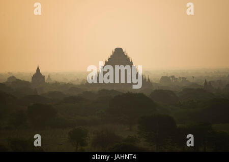 Bagan ist eine antike Stadt in der Region von Mandalay Myanmar. Aus dem 9. bis 13. Jahrhundert, die Stadt war die Hauptstadt des Königreichs Pagan, die Stockfoto