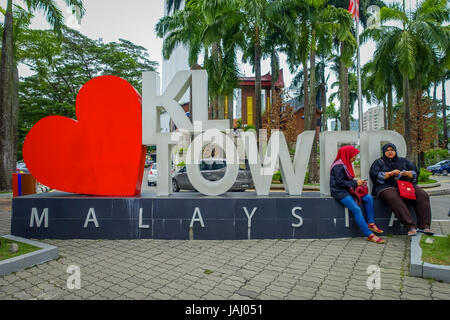 Kuala Lumpur, Malaysia - 9. März 2017: Menara Kuala Lumpur Tower ist eine Kommunikation-Turm und der höchste Aussichtspunkt in Kuala Lumpur, das öffentlich zugänglich ist. Stockfoto