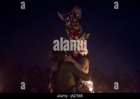 30. jährlichen Beltane Fire Festival auf Calton Hill in Edinburgh, Schottland mit: feurige Heiden wo: Edinburgh, Vereinigtes Königreich bei: Kredit-30. April 2017: Euan Cherry/WENN.com Stockfoto